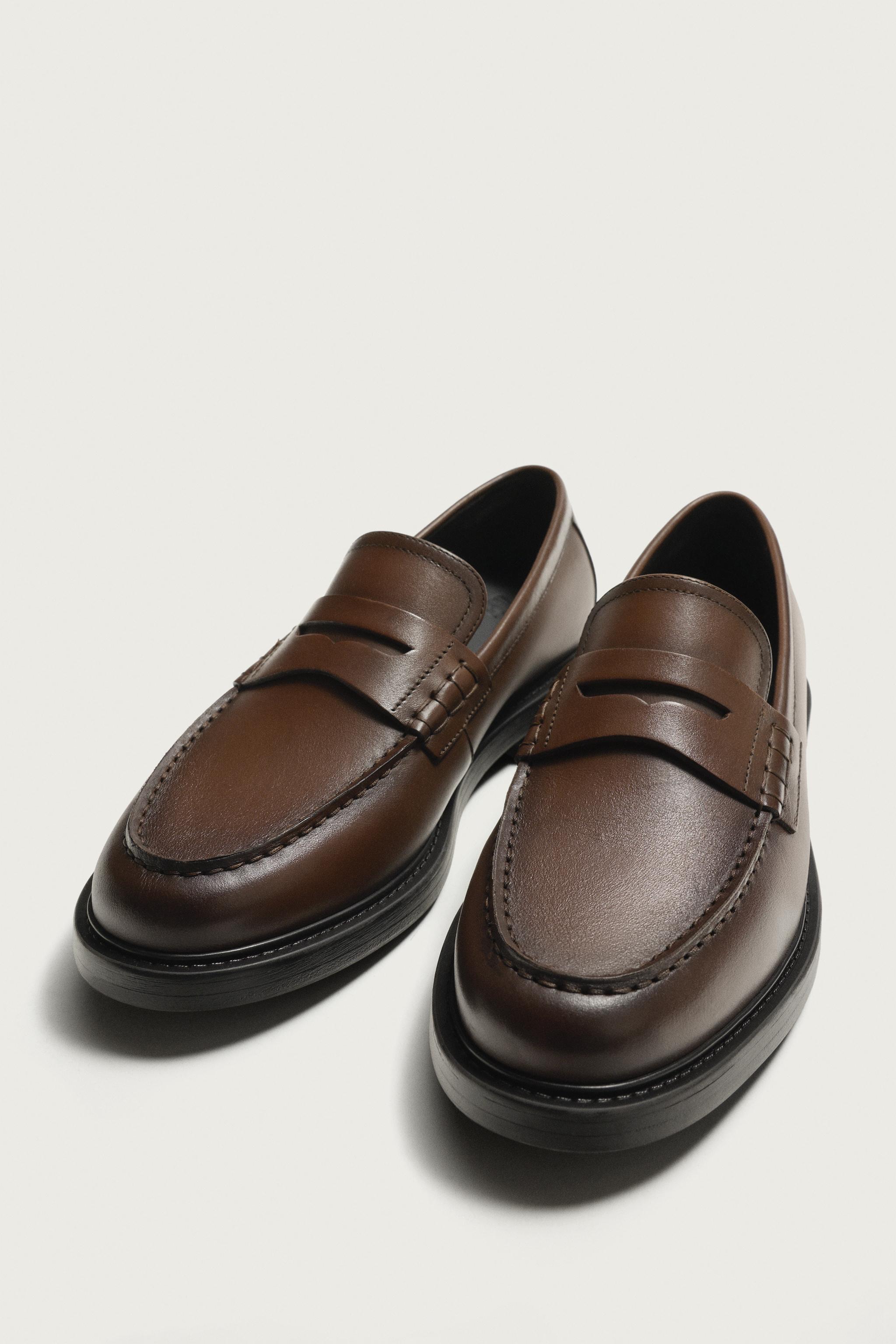 MOCASSINS EN CUIR AVEC MASQUE